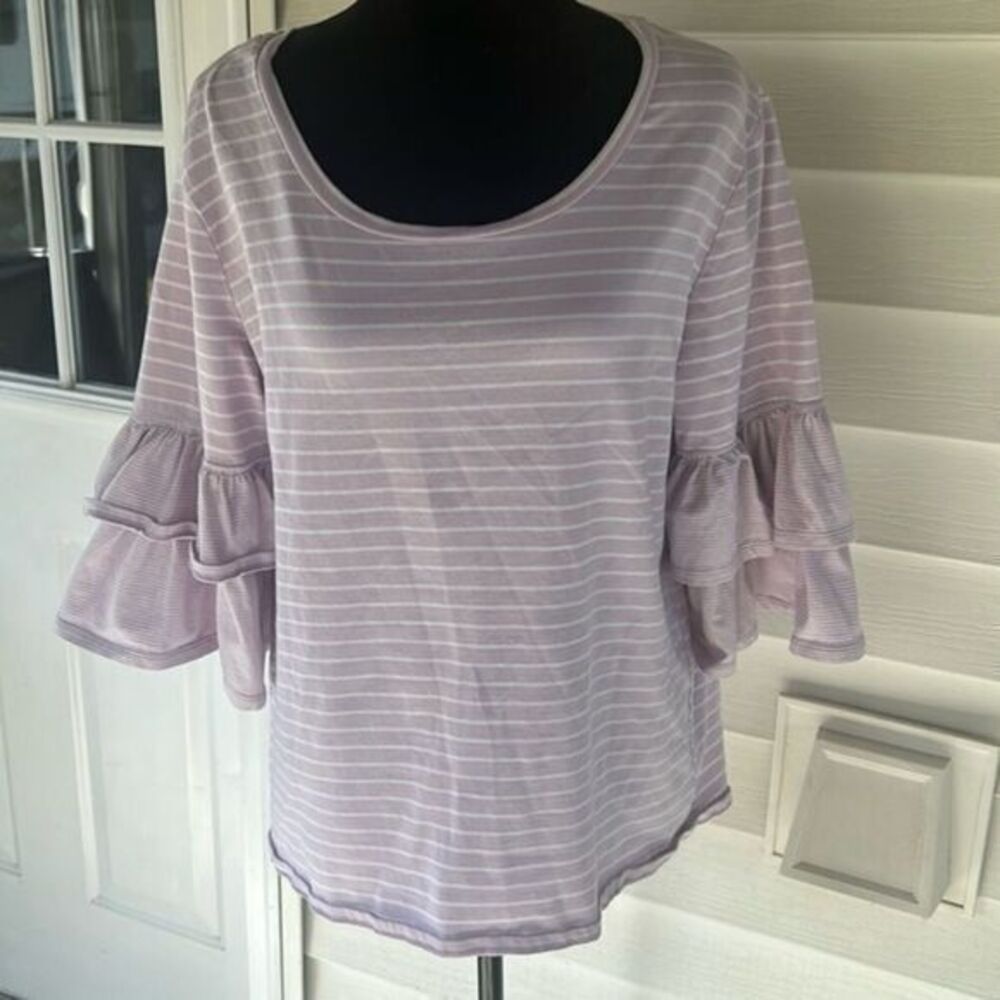 Umgee Small bell 3/4 sleeve top
